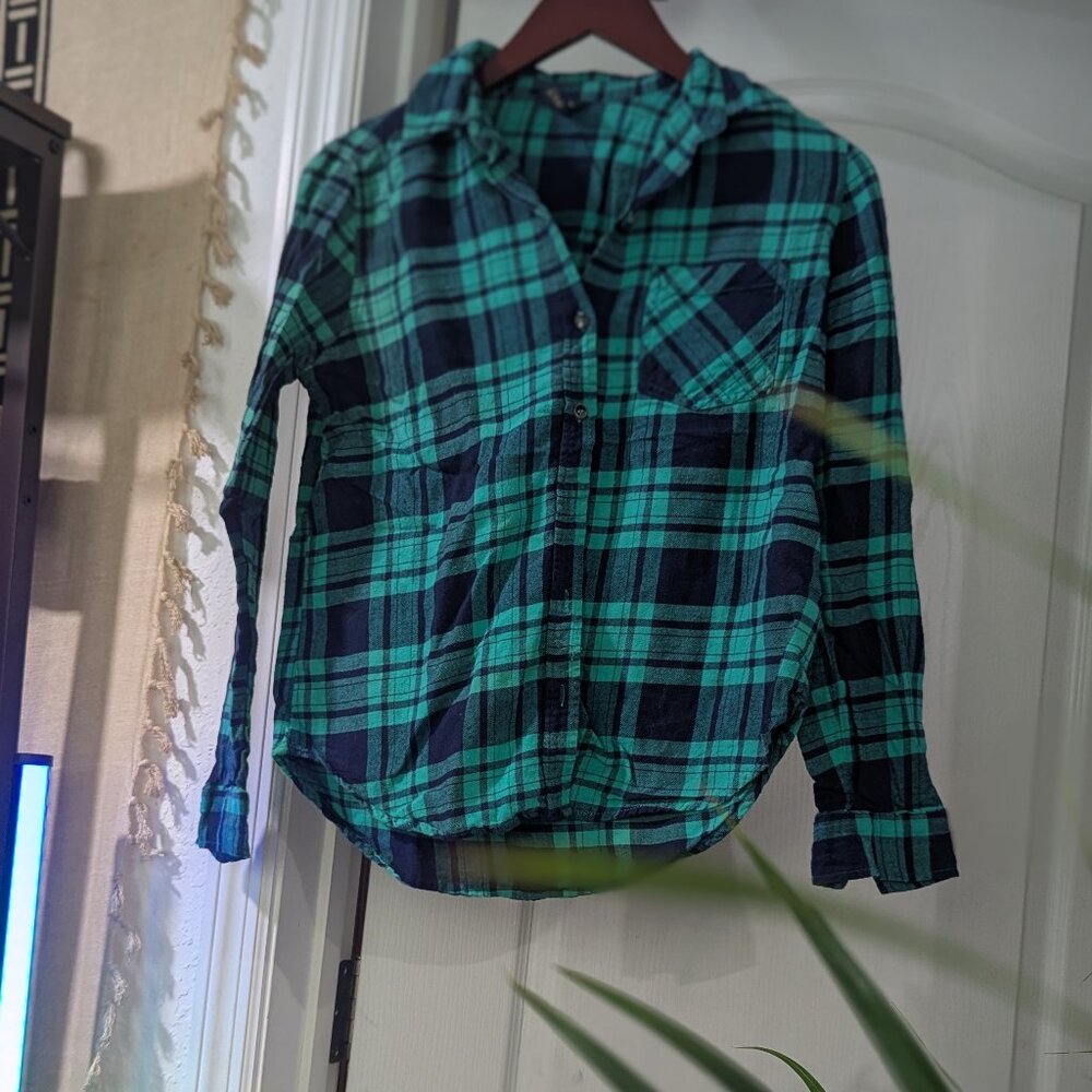 Plaid Button up